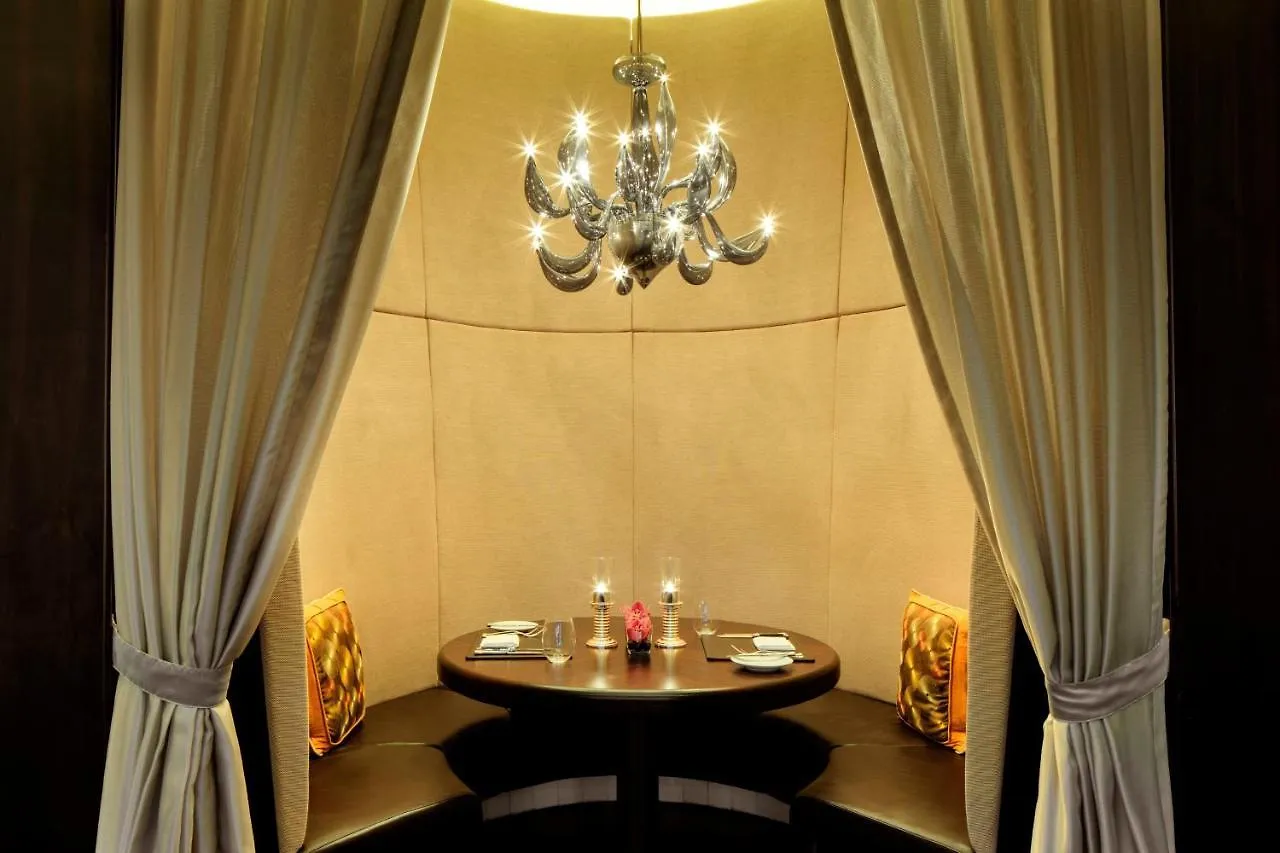 ***** Resort The St. Regis Saadiyat Island Resort, Abu Dhabi United Arab Emirates