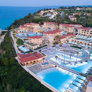Cora & Hotel Áfitos