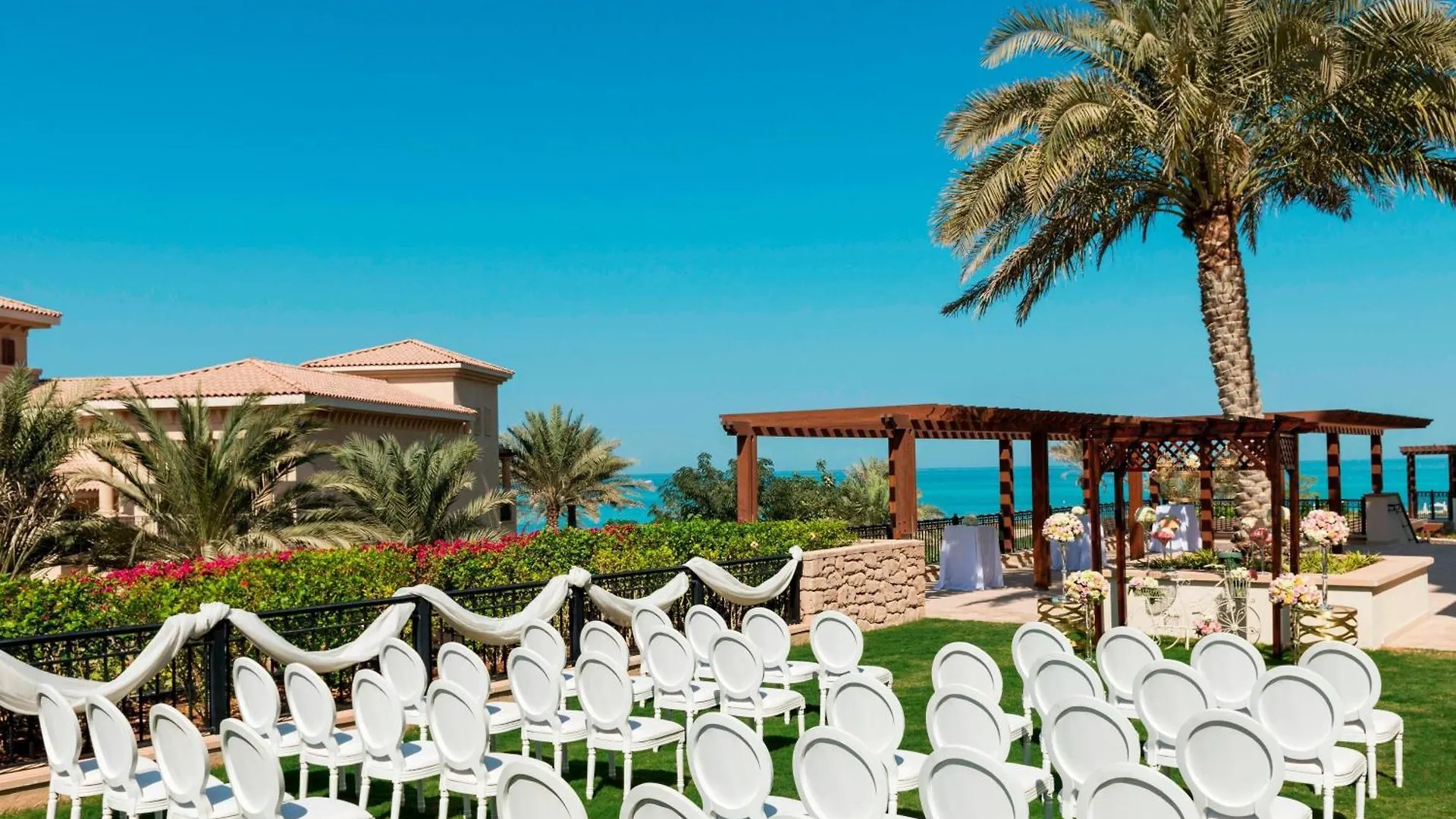 The St. Regis Saadiyat Island Resort, Abu Dhabi 5*,